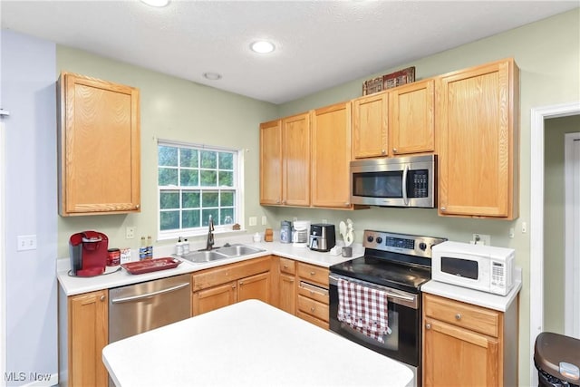 38506 Misty Meadow Trl, North Ridgeville, OH 44039 - photo 14