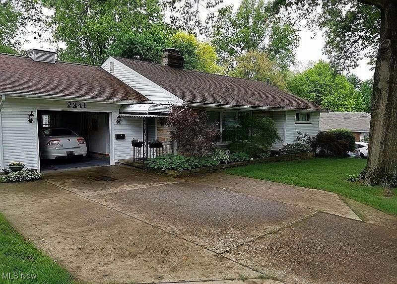 2241 Robinhood Dr, Wooster, OH 44691 - photo 1