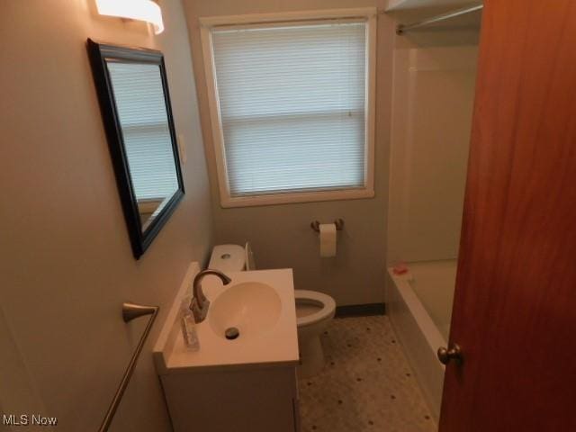 4139 W 144th St, Cleveland, OH 44135 - full bath featuring vanity and shower / bathtub combination