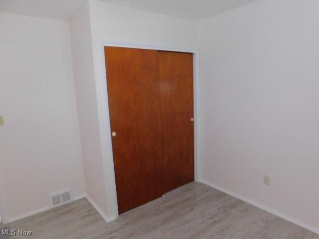 4139 W 144th St, Cleveland, OH 44135 - spare room with light wood-type flooring