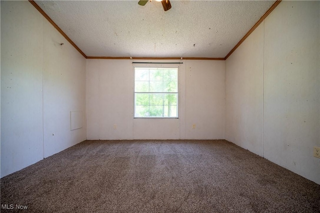 2500 Mcclintocksburg Rd, Deerfield, OH 44411 - spare room featuring carpet floors, crown molding, a textured ceiling, and a ceiling fan