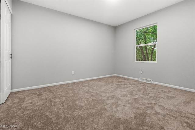 4232 Wilson Rd, Ravenna, OH 44266 - empty room with carpet