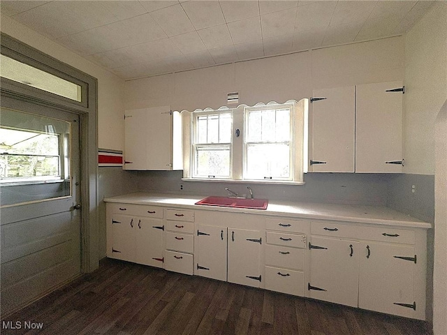 105 S Maple Hts, New Lexington, OH 43764 - kitchen featuring dark wood-style flooring, white cabinetry, and light countertops