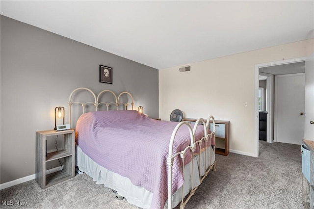 2400 Arlington Dr, Lyndhurst, OH 44124 - bedroom with carpet and baseboards