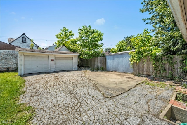 4571 Sackett Ave, Cleveland, OH 44109 - photo 5