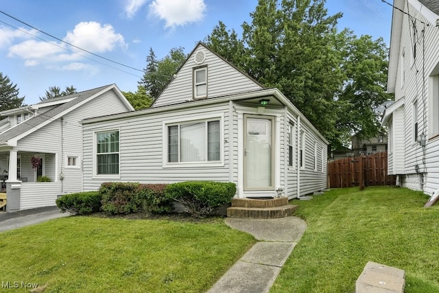2557 Ogden Ave, Akron, OH 44312 - view of front of house featuring entry steps