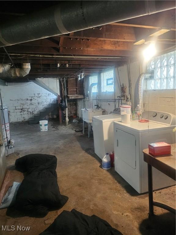 4133 E 139th St, Cleveland, OH 44105 - photo 33