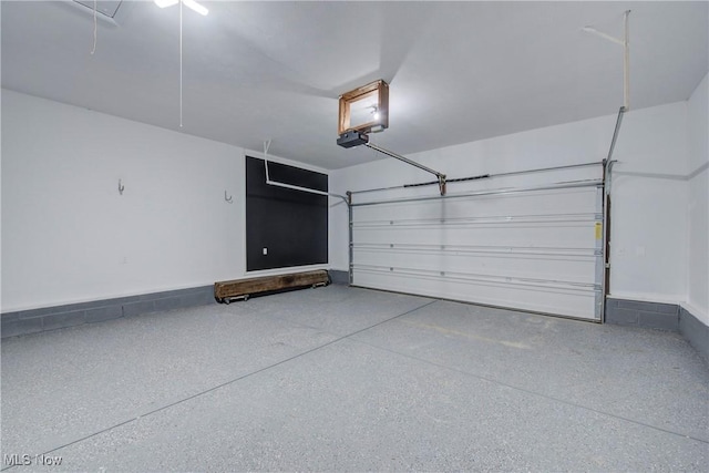5417 Edgewood Dr, Lorain, OH 44053 - view of garage