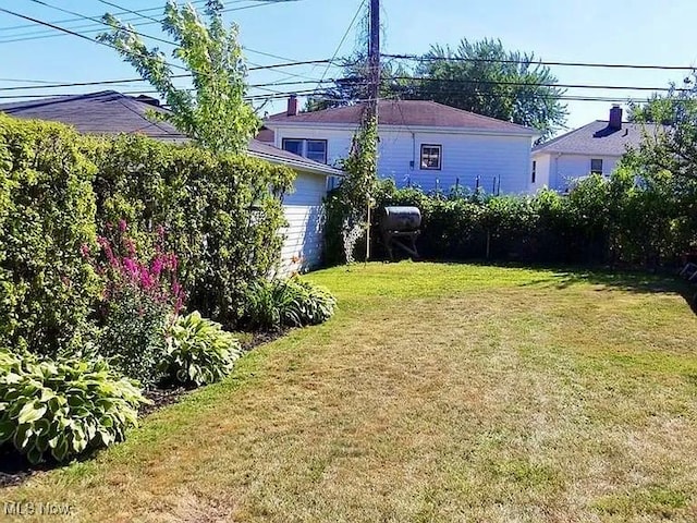 15616 Greendale Rd, Maple Heights, OH 44137 - view of yard
