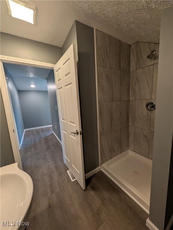 606 W 21st St, Lorain, OH 44052 - photo 21