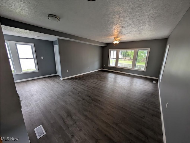 606 W 21st St, Lorain, OH 44052 - photo 3