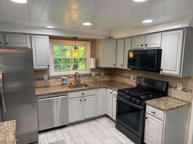 9472 Lawnfield Dr, Twinsburg, OH 44087 - photo 11
