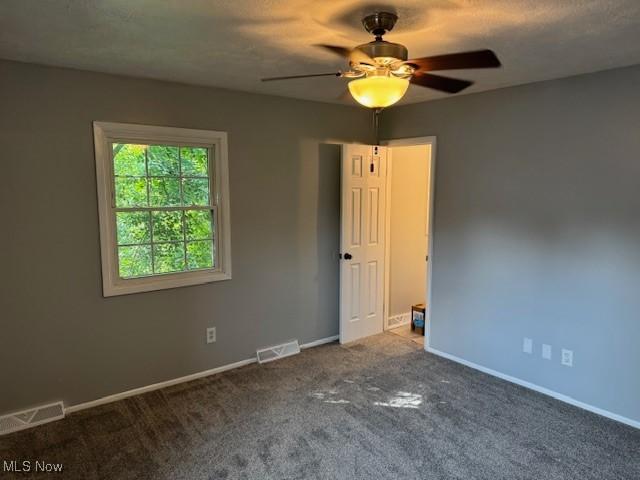 9472 Lawnfield Dr, Twinsburg, OH 44087 - photo 22