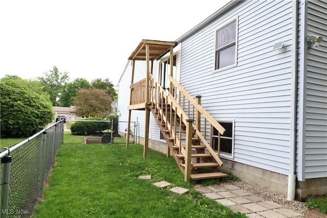 148 Summerberry Ln, Niles, OH 44446 - view of play area with a fenced backyard and stairway