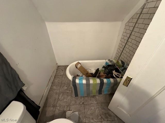 9703 Elwell Ave, Cleveland, OH 44104 - photo 8