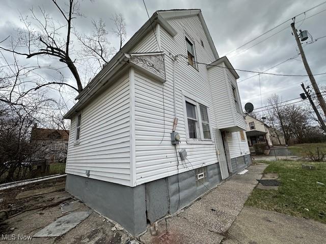 9703 Elwell Ave, Cleveland, OH 44104 - photo 14