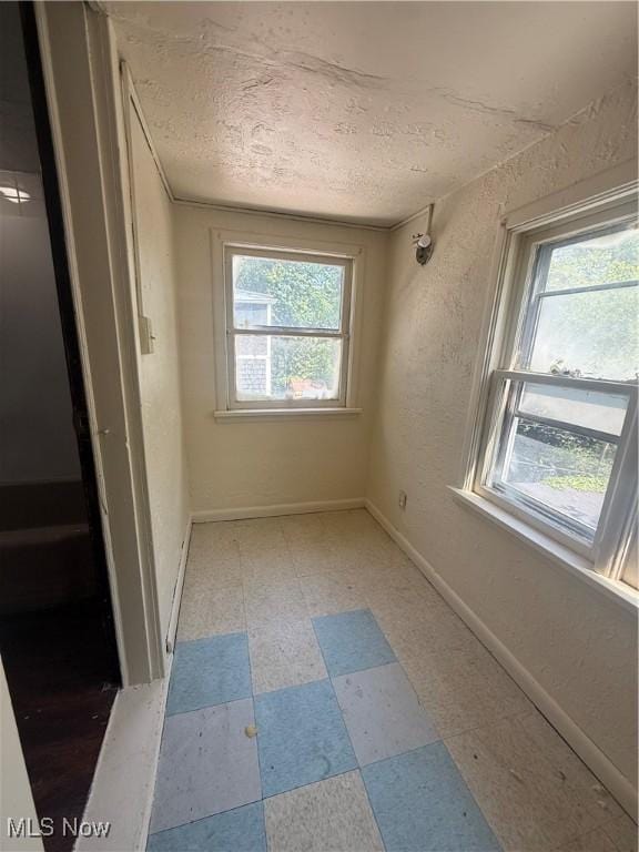 9406 Columbia Ave, Cleveland, OH 44108 - photo 10
