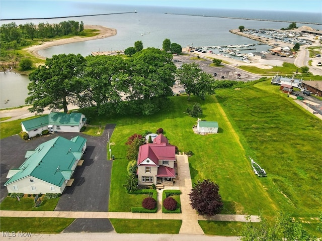 290-289 Park Ave, Conneaut, OH 44030 - drone / aerial view of a large body of water