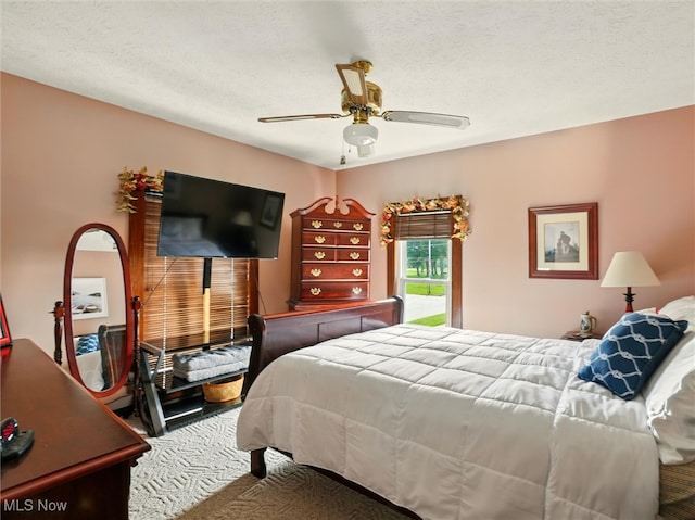 290-289 Park Ave, Conneaut, OH 44030 - bedroom with carpet and a ceiling fan