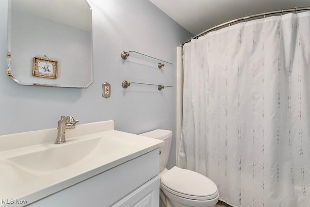 1657 Kasserine Ct, Twinsburg, OH 44087 - bathroom with vanity and curtained shower