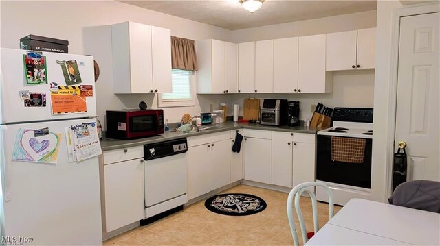 33 Alaska Ave, Chester, WV 26034 - photo 4
