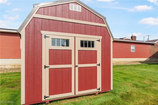 230 Hamilton Blvd, Struthers, OH 44471 - view of shed