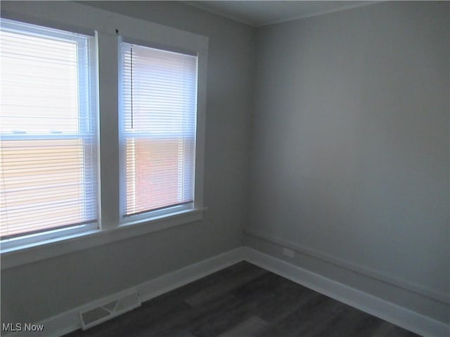 1053 Eaglewood Dr, Willoughby, OH 44094 - photo 12