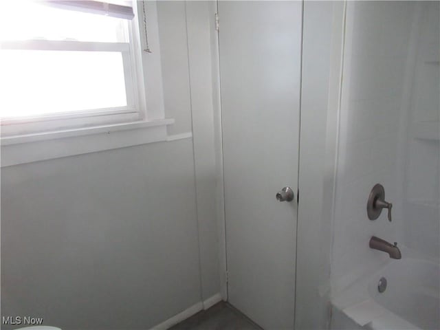1053 Eaglewood Dr, Willoughby, OH 44094 - photo 15