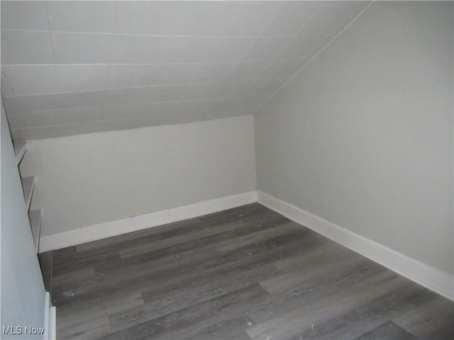 1053 Eaglewood Dr, Willoughby, OH 44094 - photo 21