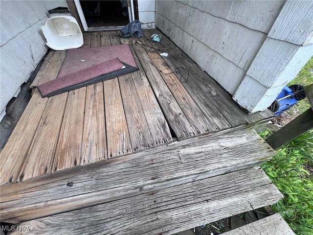 1055 E 78th St, Cleveland, OH 44103 - view of wooden terrace