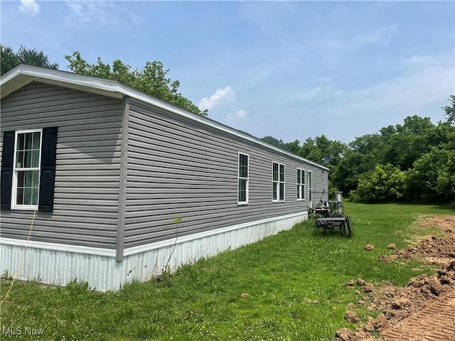 37346 Goose Run Rd, Dexter City, OH 45727 - view of side of property featuring a yard