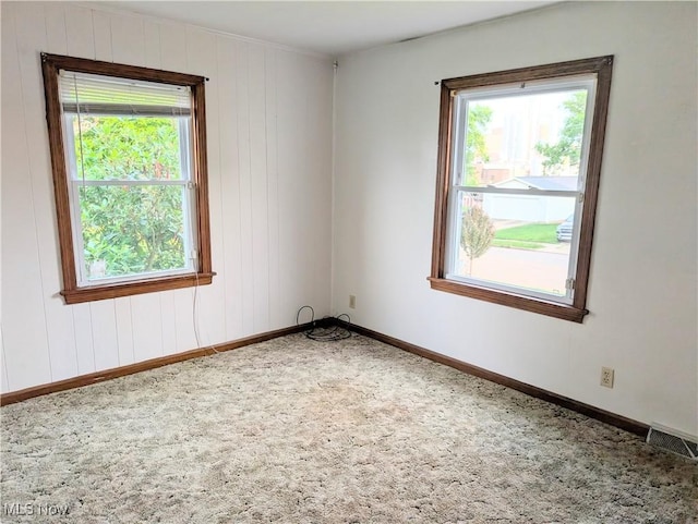 173 6th St SW, Brewster, OH 44613 - empty room featuring carpet flooring