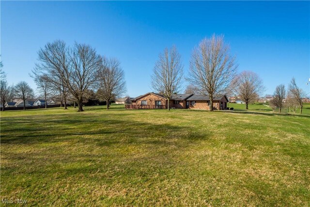 52 Hilda Cir, Bloomingdale, OH 43910 - view of green lawn