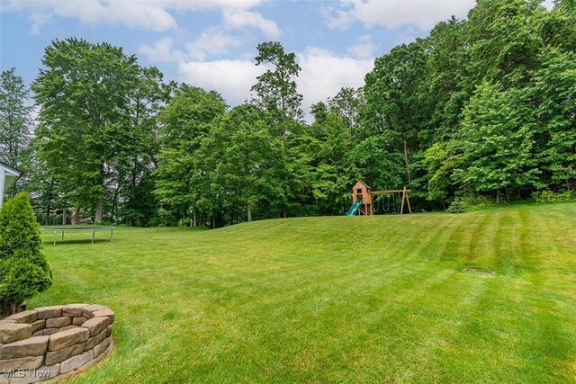 4339 Folkstone Cir, Uniontown, OH 44685 - photo 7