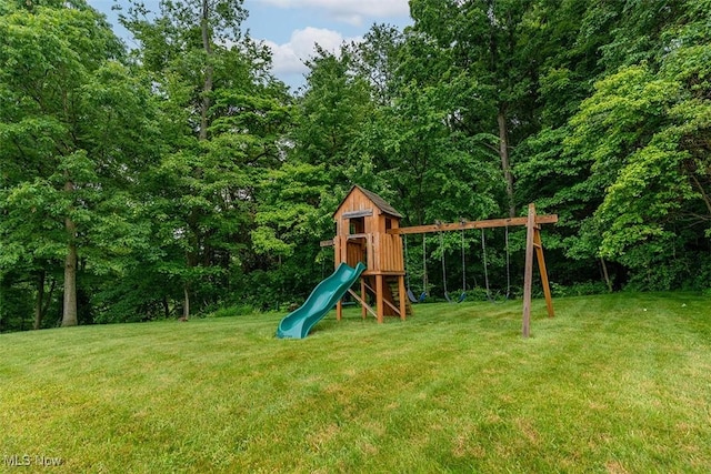 4339 Folkstone Cir, Uniontown, OH 44685 - photo 9