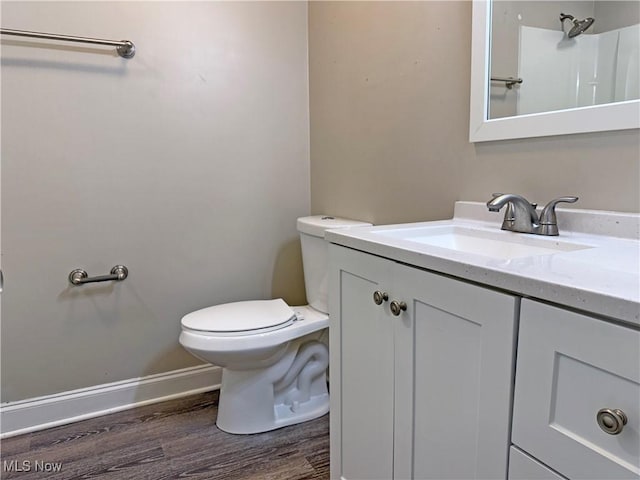 7247 Kiltie Ln, Northfield, OH 44067 - bathroom featuring wood finished floors and vanity
