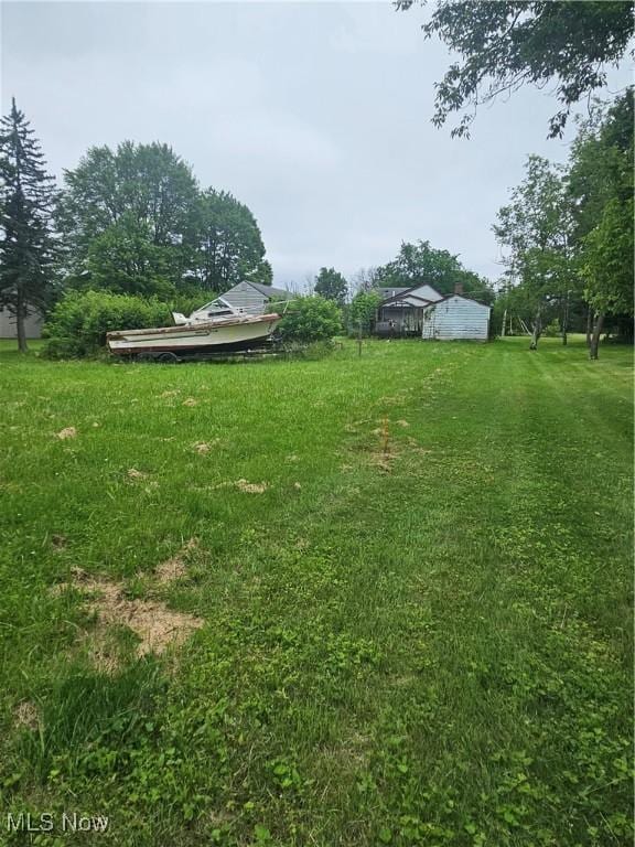 6270 Fairview Rd, Austintown, OH 44515 - view of yard
