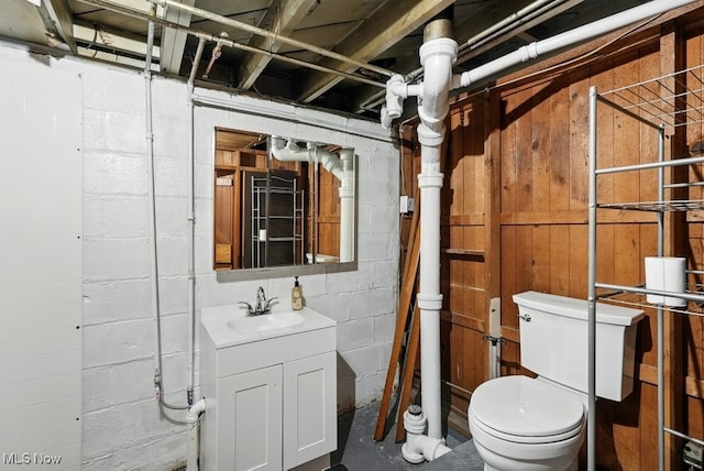447 Allenford St, Akron, OH 44314 - bathroom with vanity and concrete block wall
