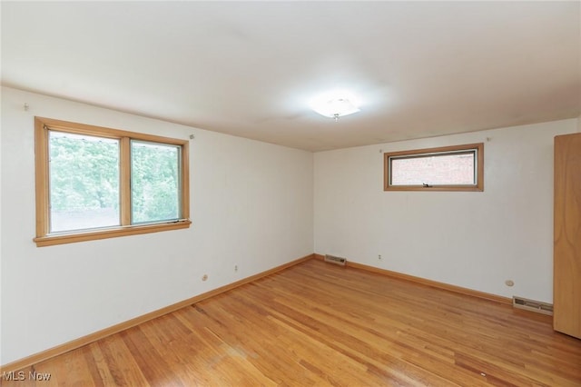 2375 Glendon Rd, University Heights, OH 44118 - empty room featuring light wood-style floors and baseboards