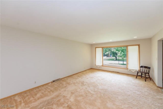 2375 Glendon Rd, University Heights, OH 44118 - unfurnished room featuring carpet floors and recessed lighting