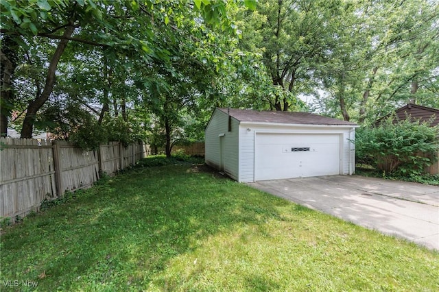2375 Glendon Rd, University Heights, OH 44118 - view of yard featuring an outbuilding and a detached garage