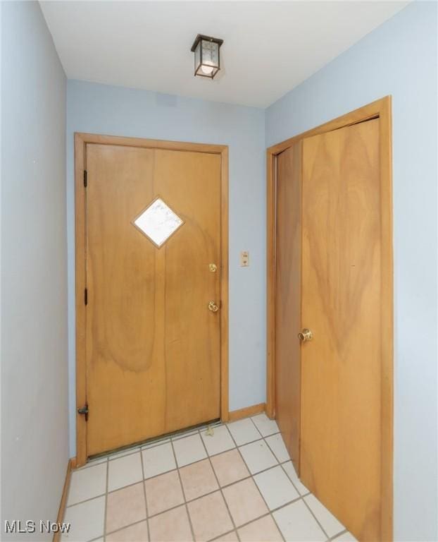 2375 Glendon Rd, University Heights, OH 44118 - doorway to outside with baseboards