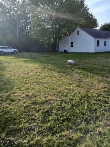786 Oliver St, Sheffield Lake, OH 44054 - photo 1