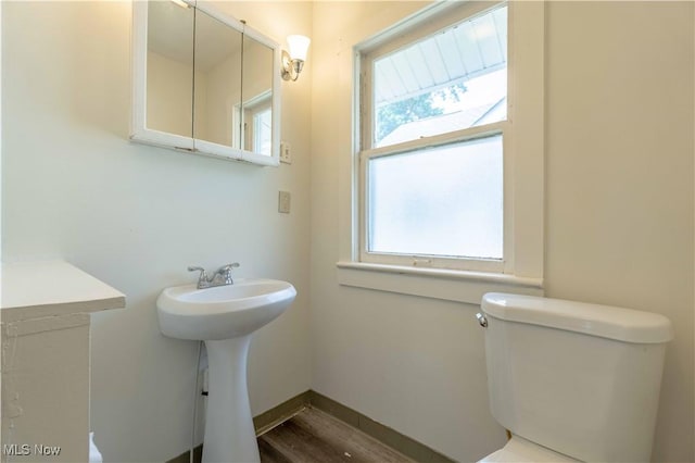 996 Peerless Ave, Akron, OH 44320 - half bath with toilet and a sink
