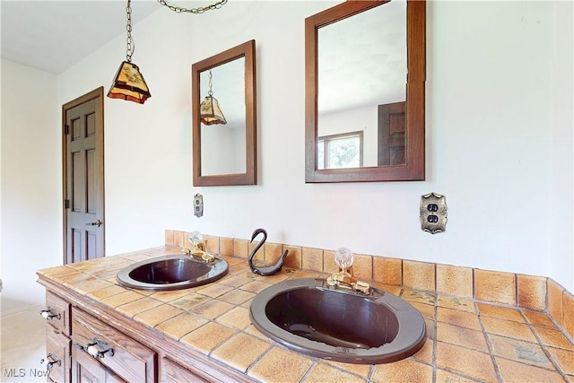 5864 State Route 213, Toronto, OH 43964 - full bathroom with double vanity