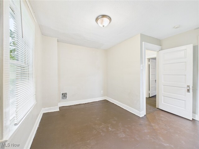 14501 Jenne Ave, Cleveland, OH 44110 - photo 22