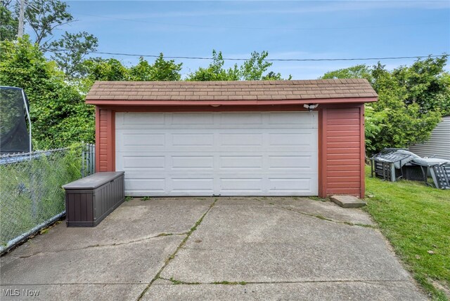 4532 W 172nd St, Cleveland, OH 44135 - view of detached garage