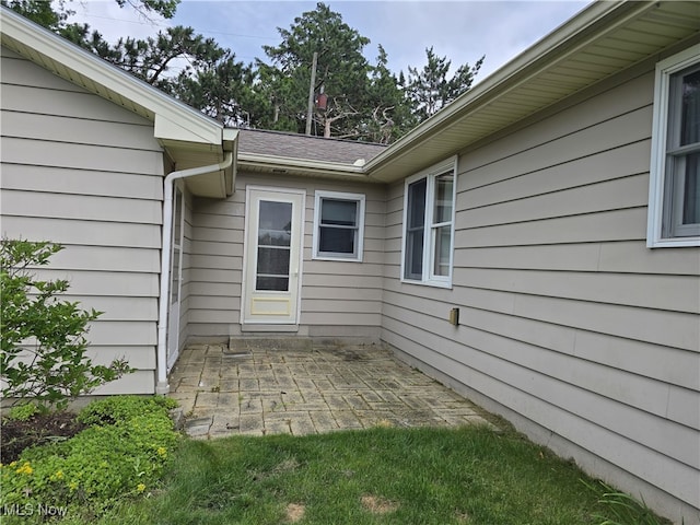 36277 Butcher Rd, Salem, OH 44460 - view of patio