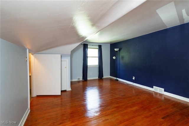 260 Morgan, Oberlin, OH 44074 - bonus room featuring wood finished floors and lofted ceiling