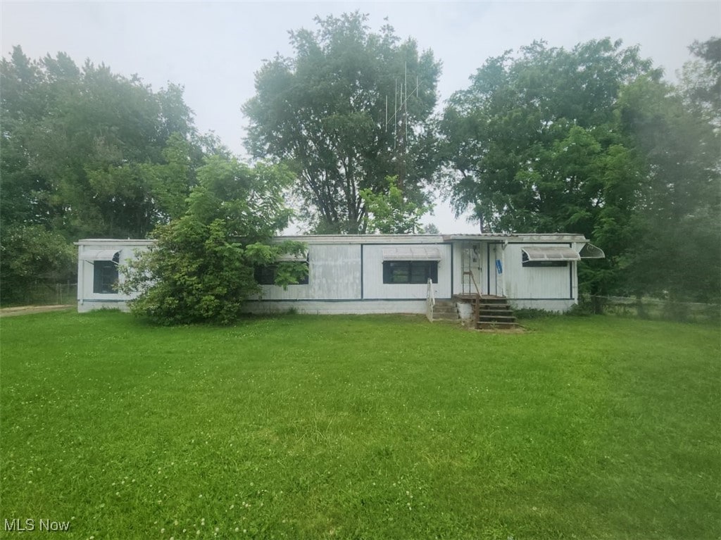 11291 E Ave, Sandyville, OH 44671 - photo 1